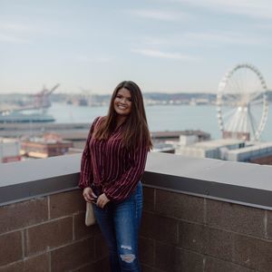 Meet your Posher, Isabel